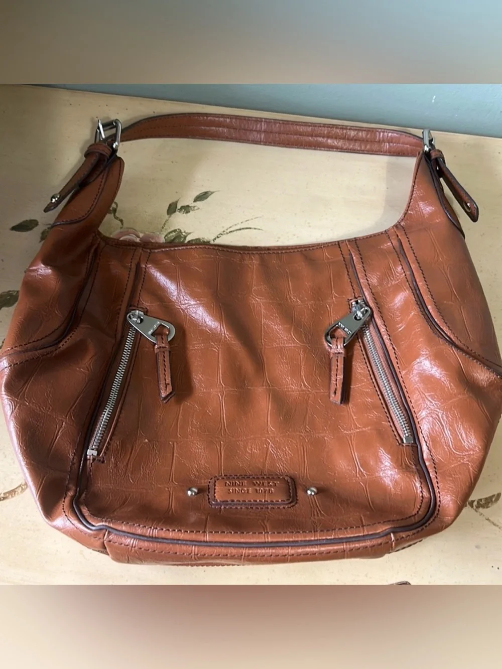 Nine West Cognac Tan Embossed Faux Leather Croc Reptile Print Hobo Bag Purse